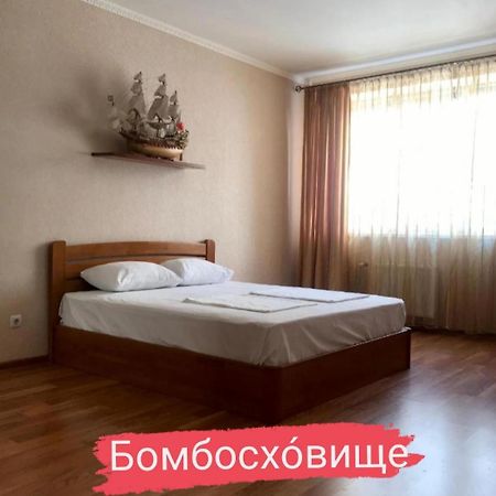 Apartments & Vernissage On Kostandi Street Odessa Zewnętrze zdjęcie